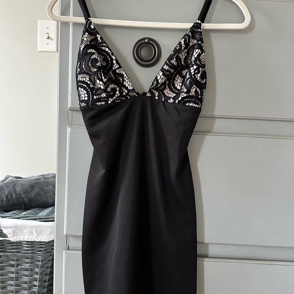 AQ/AQ Black and White Lace Chemise - Picture 1 of 8
